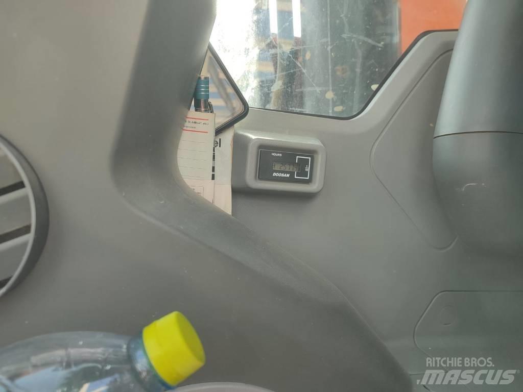 Doosan DX 235 LCR-5 Гусеничні екскаватори