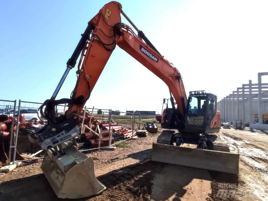 Doosan DX 235 LCR-5 Гусеничні екскаватори