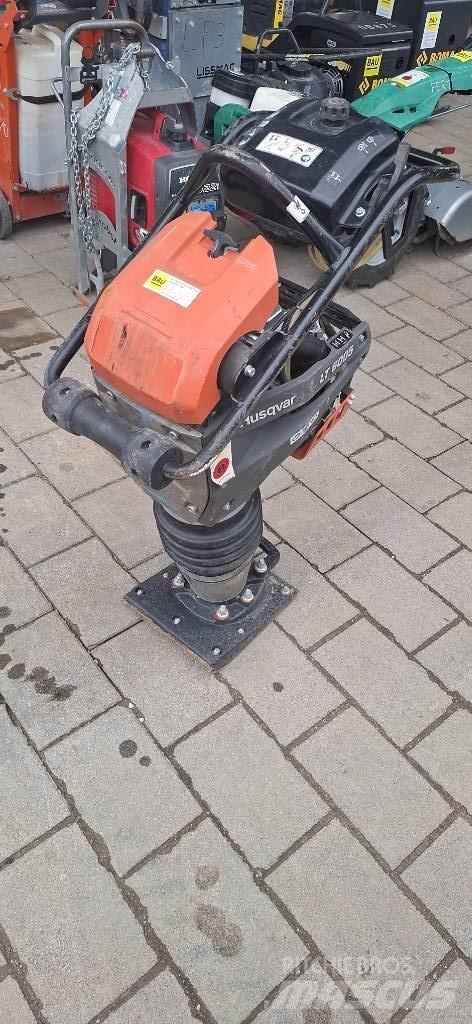 Husqvarna LT 6005 Трамбувальники