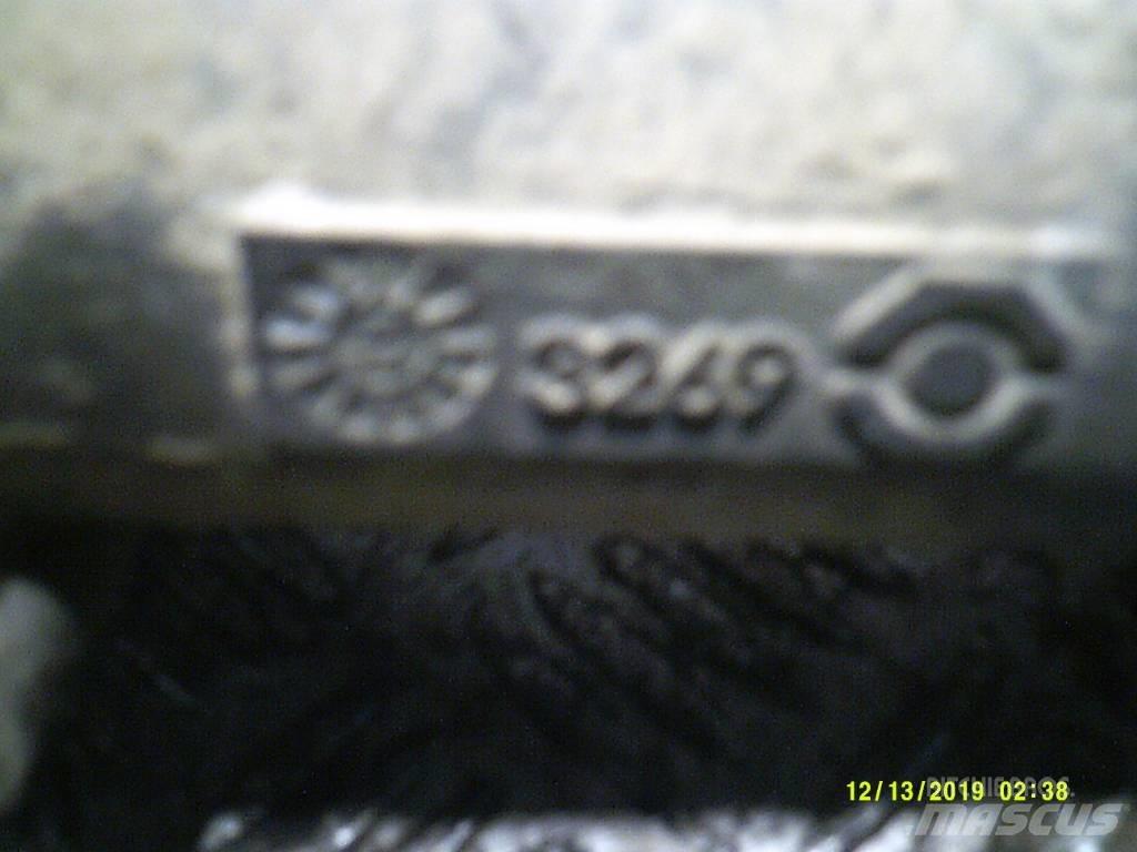 MAN TGA  51063020642 Радіатори