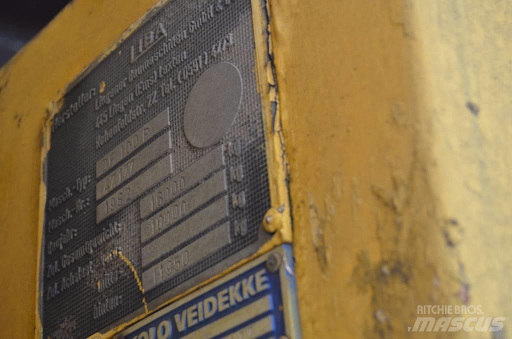Demag DF 100 P Асфальтовкладачі