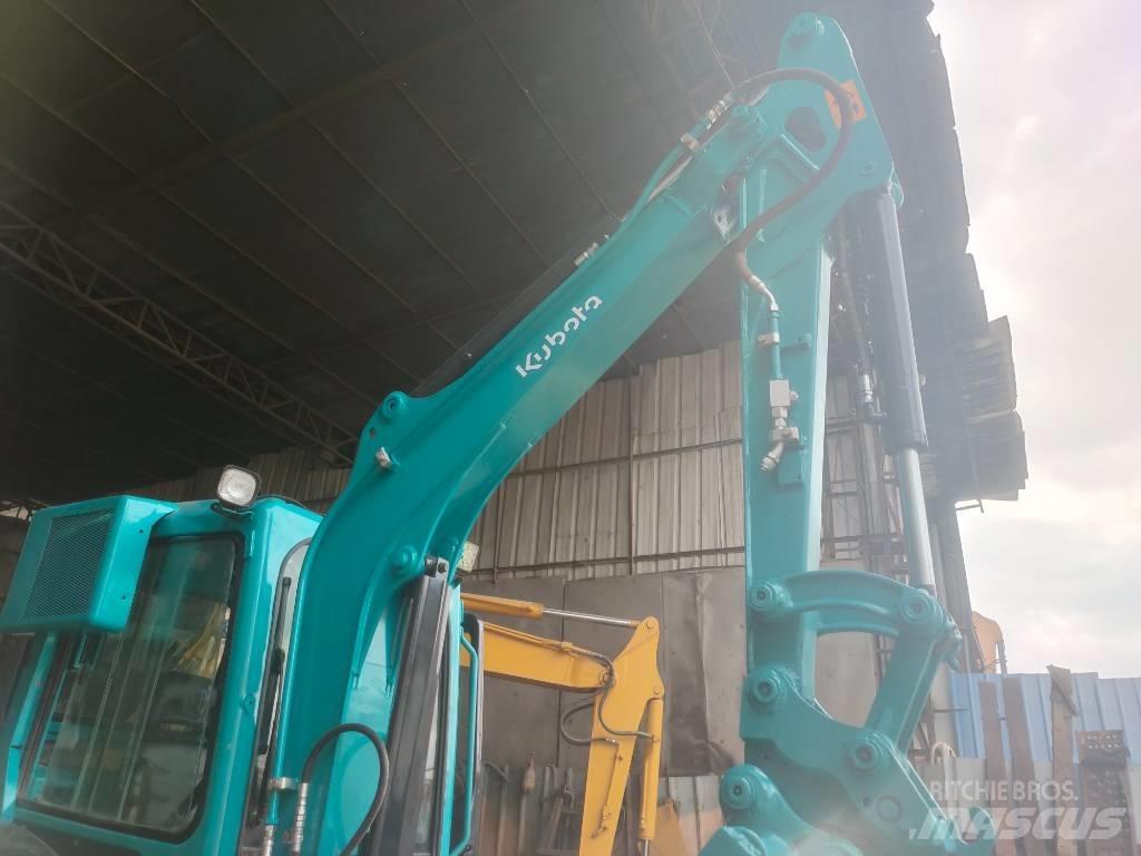 Kubota U 35 Гусеничні екскаватори