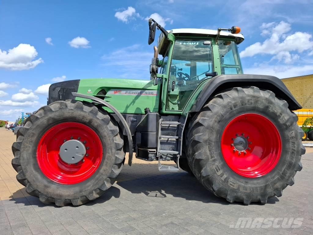 Fendt 926 Vario TMS Трактори