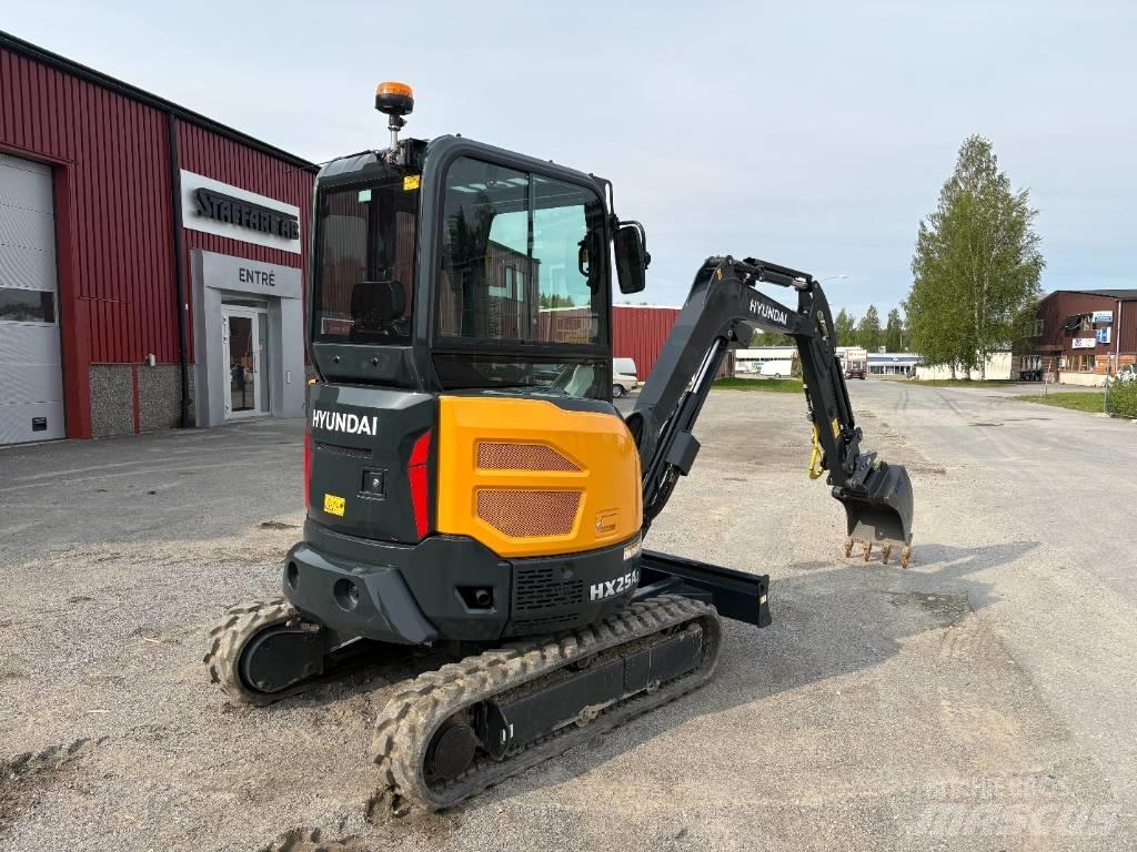 Hyundai HX 25 AZ Міні-екскаватори < 7т