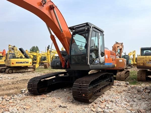 Hitachi zx240 Гусеничні екскаватори