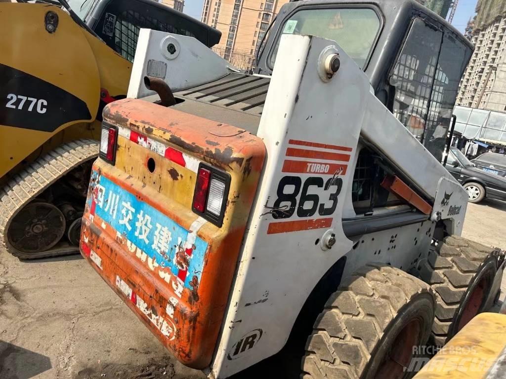 Bobcat S863 Міні-навантажувачі