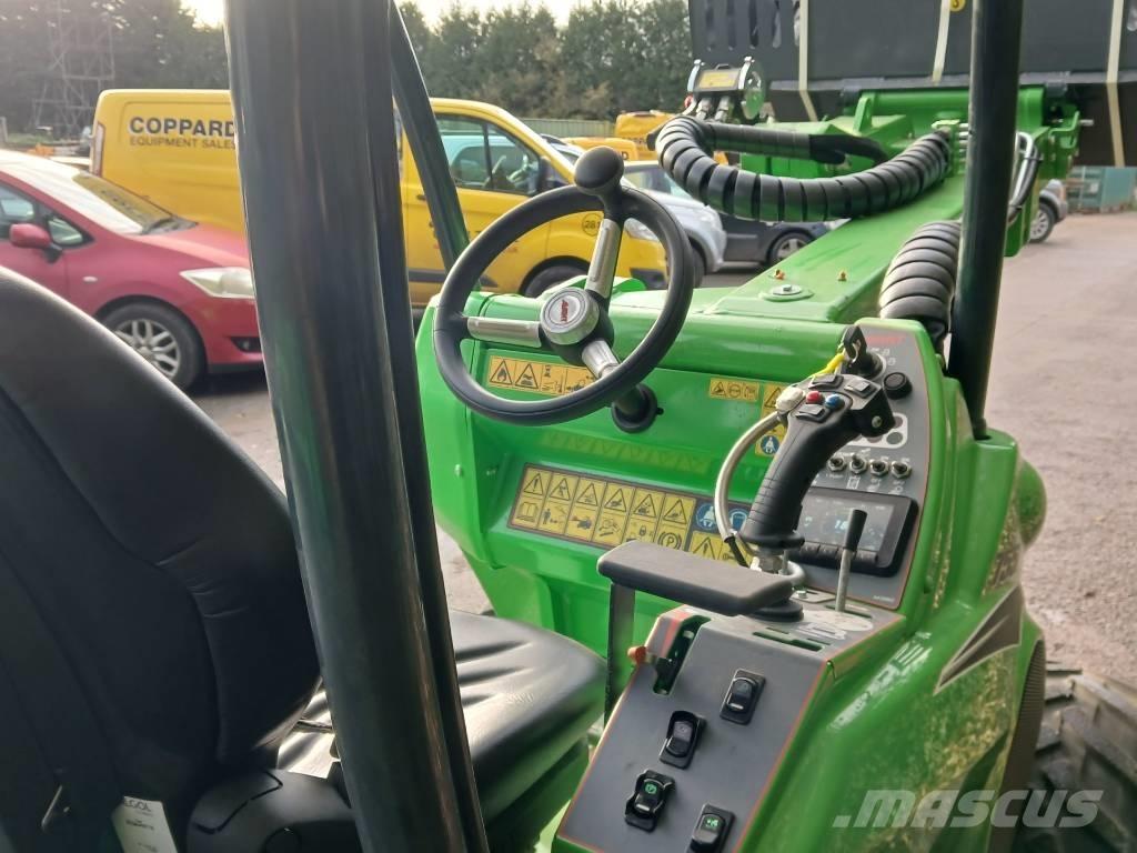 Avant 755i Малі навантажувачі