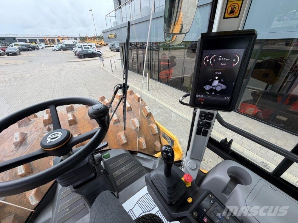 Volvo SD 135 B Грунтові котки