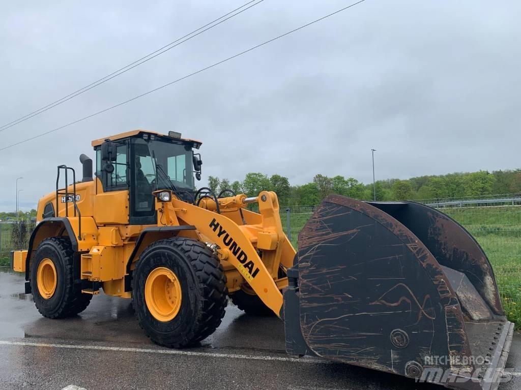 Hyundai HL 960 Фронтальні навантажувачі