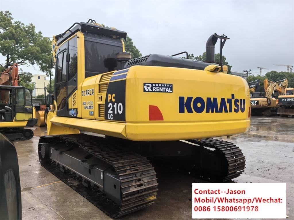 Komatsu PC210 Гусеничні екскаватори