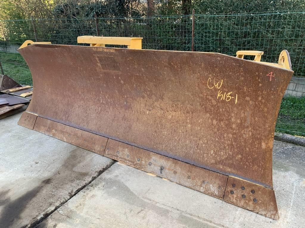 CAT D 6 T XLVP Гусеничні бульдозери