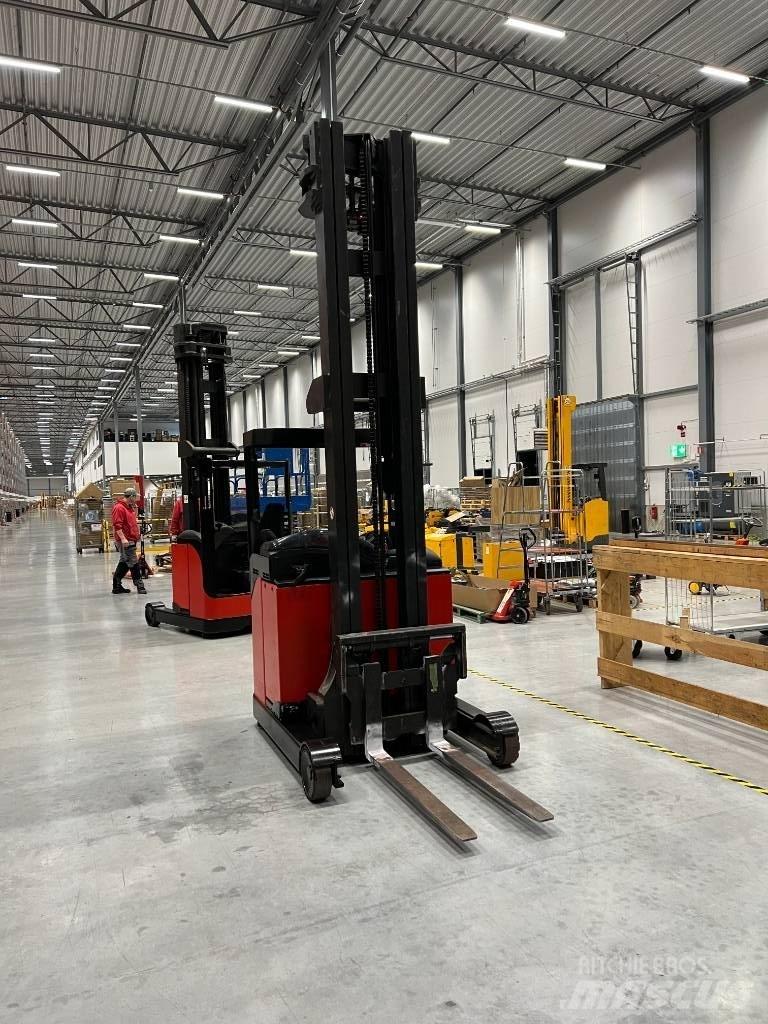 Linde R16S Річ-трак із високим підйомом