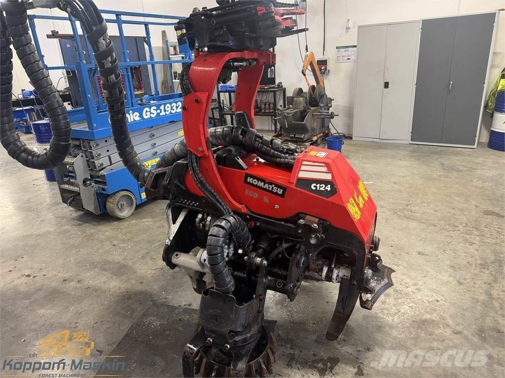 Komatsu C124 Валочні головки