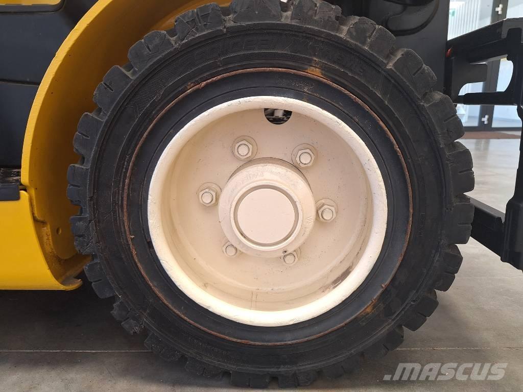 Yale GLP 25 VX Газові навантажувачі