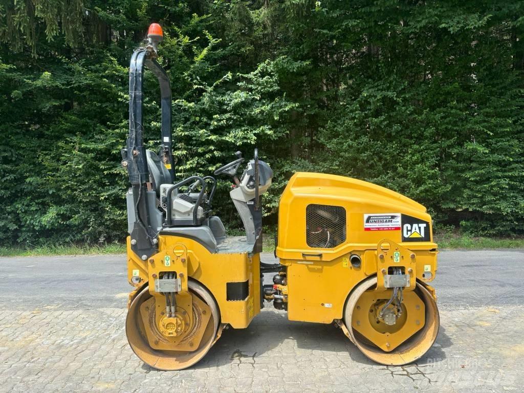 CAT CB 24 B Котки тротуарні