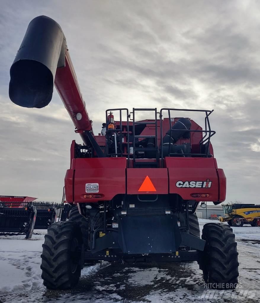 CASE 8120 Зернозбиральні комбайни