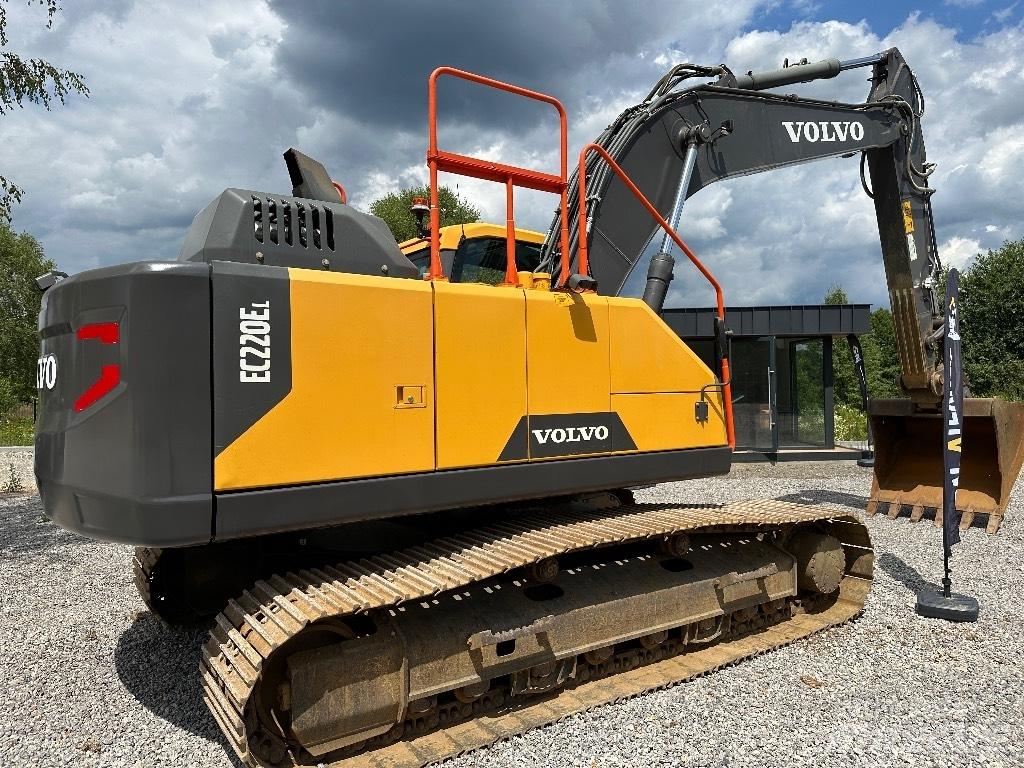 Volvo EC 220 E L Гусеничні екскаватори