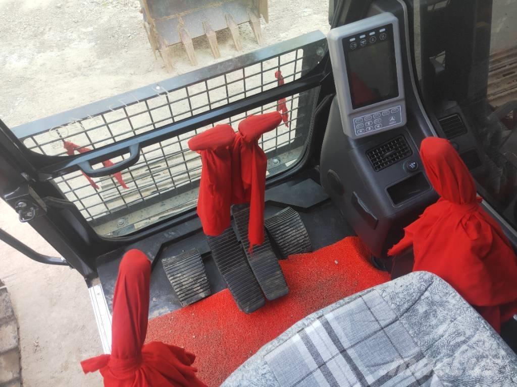 Sany SY215-9 Гусеничні екскаватори
