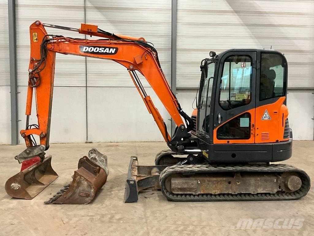 Doosan DX 63-3 Міні-екскаватори < 7т