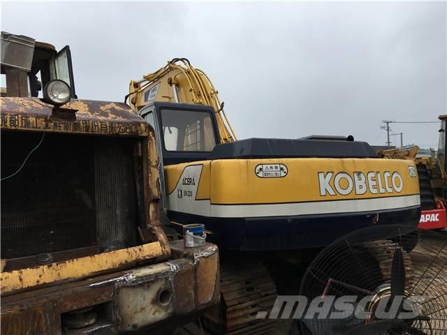 Kobelco SK 220 Гусеничні екскаватори