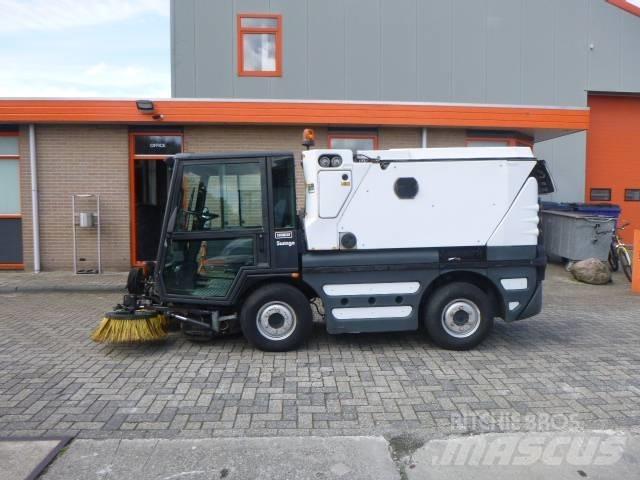 Schmidt Swingo 250 Прибиральні машини