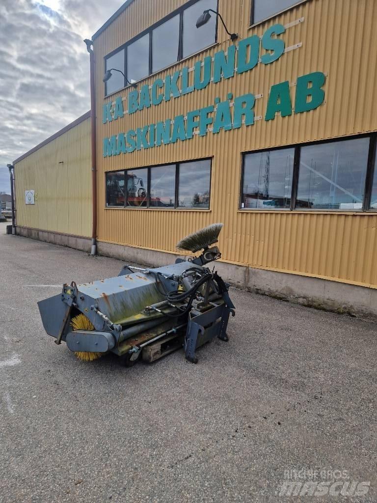 Fjärås Bema Dual 600 Підмітальні машини