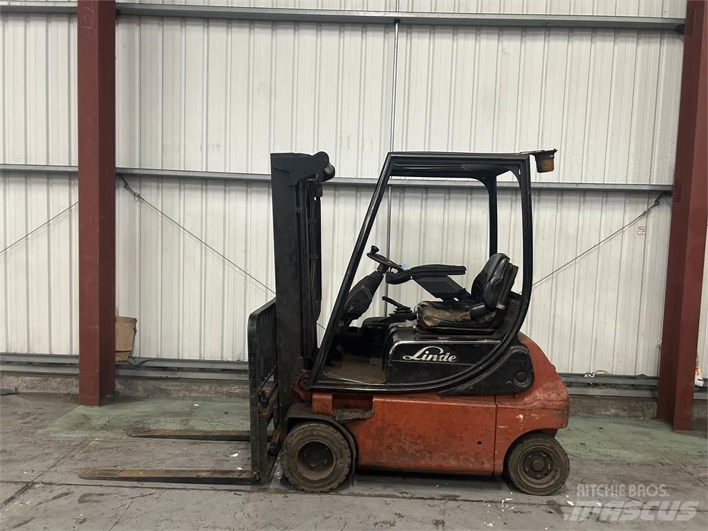 Linde E18P-02 Електронавантажувачі