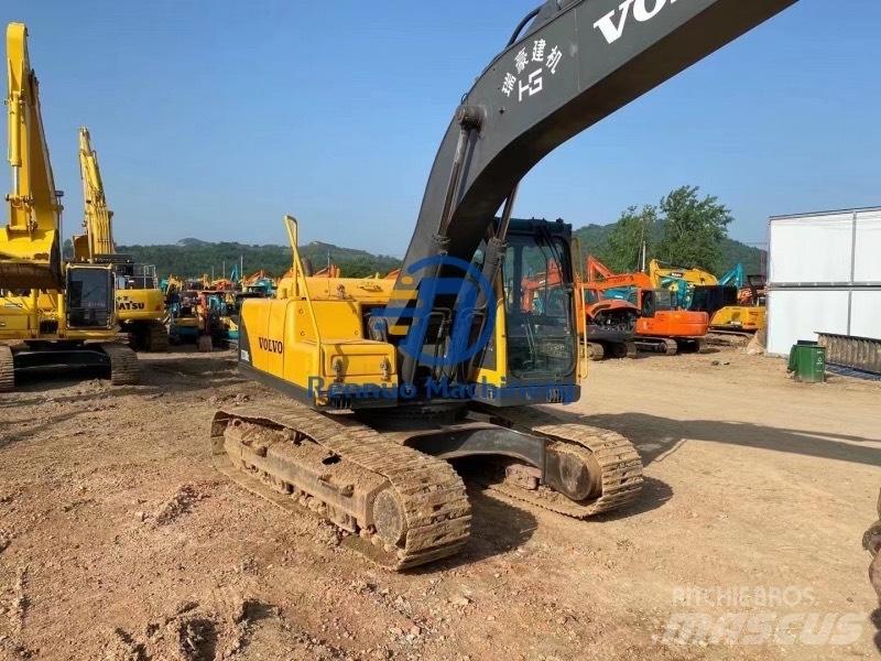 Volvo EC210BLC Гусеничні екскаватори