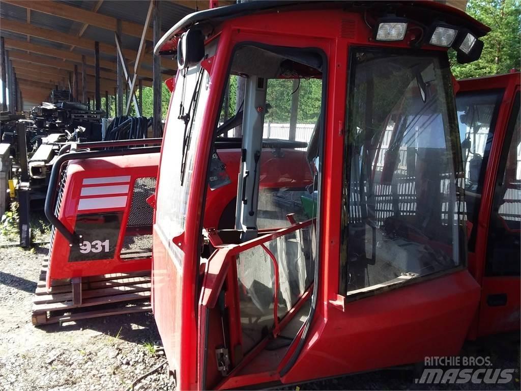 Komatsu 875 Кабіна