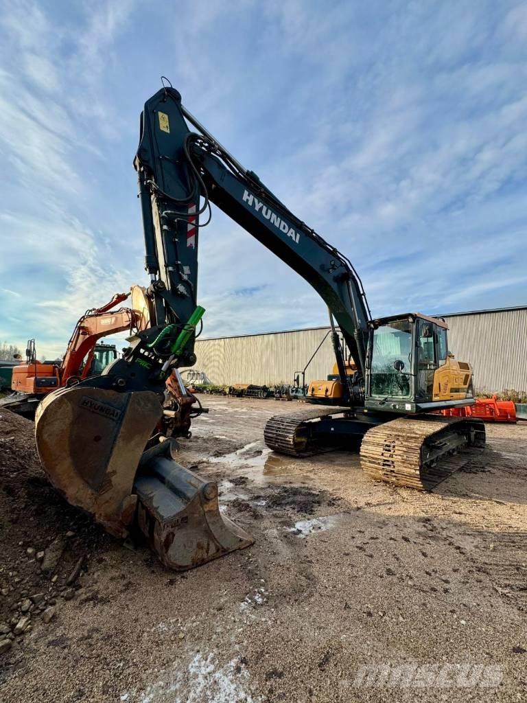 Hyundai HX 220 AL Гусеничні екскаватори