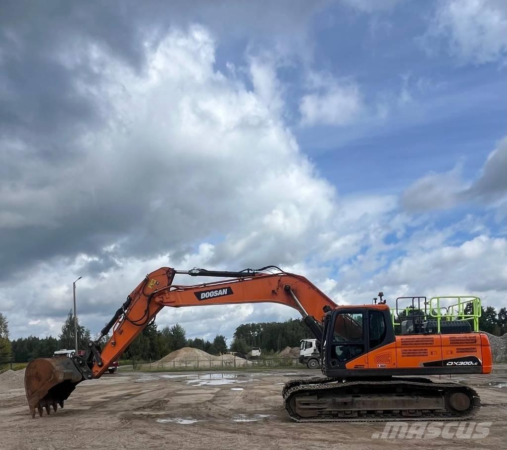 Doosan DX300-LC-7 Гусеничні екскаватори