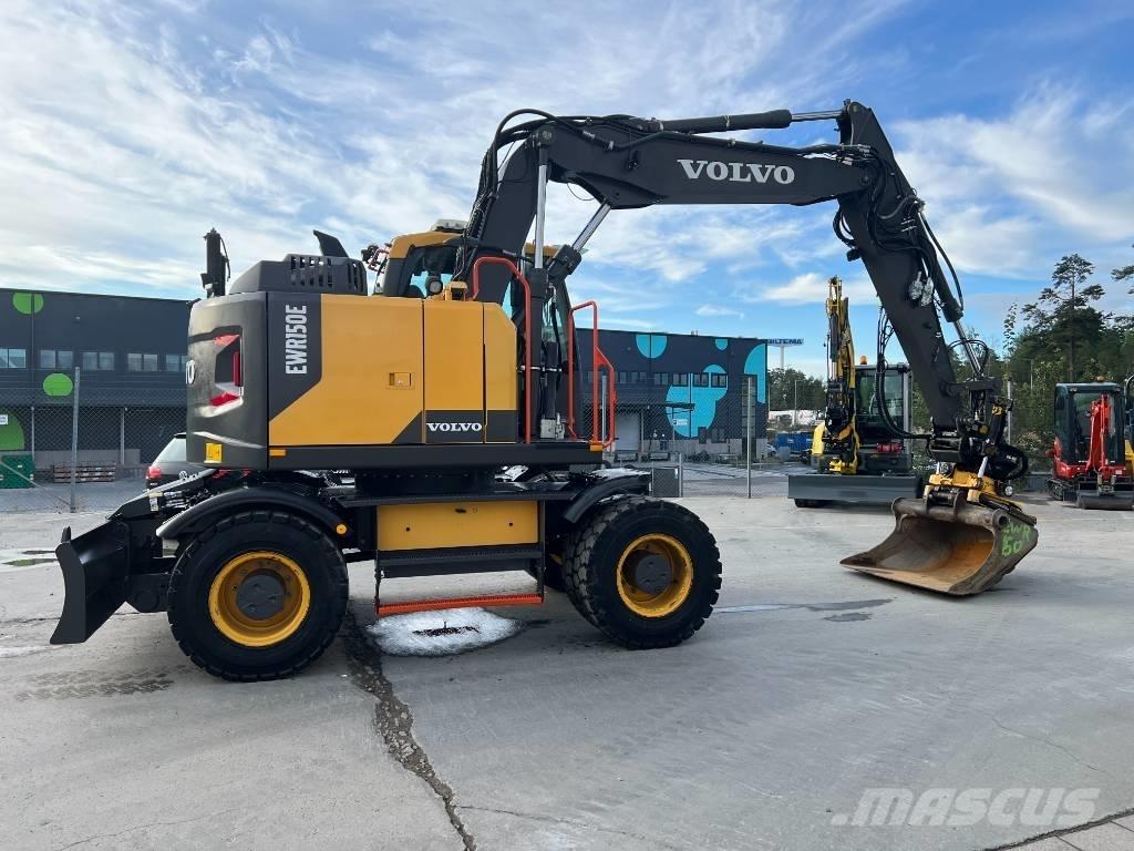 Volvo EWR150E Колісні екскаватори