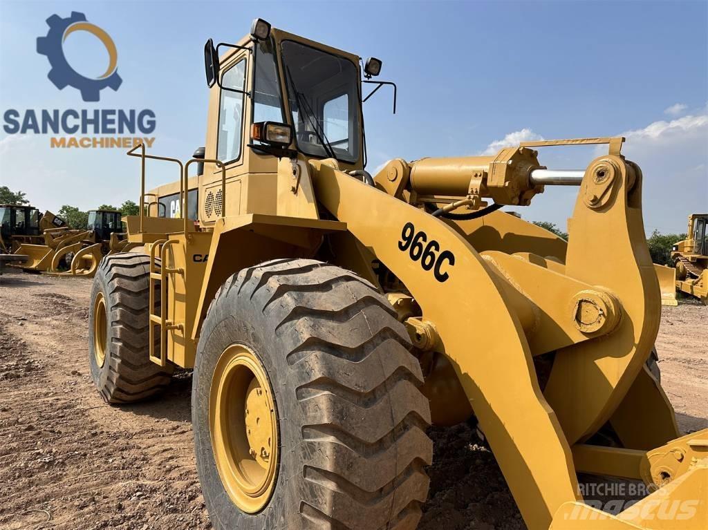 CAT 966 C Фронтальні навантажувачі