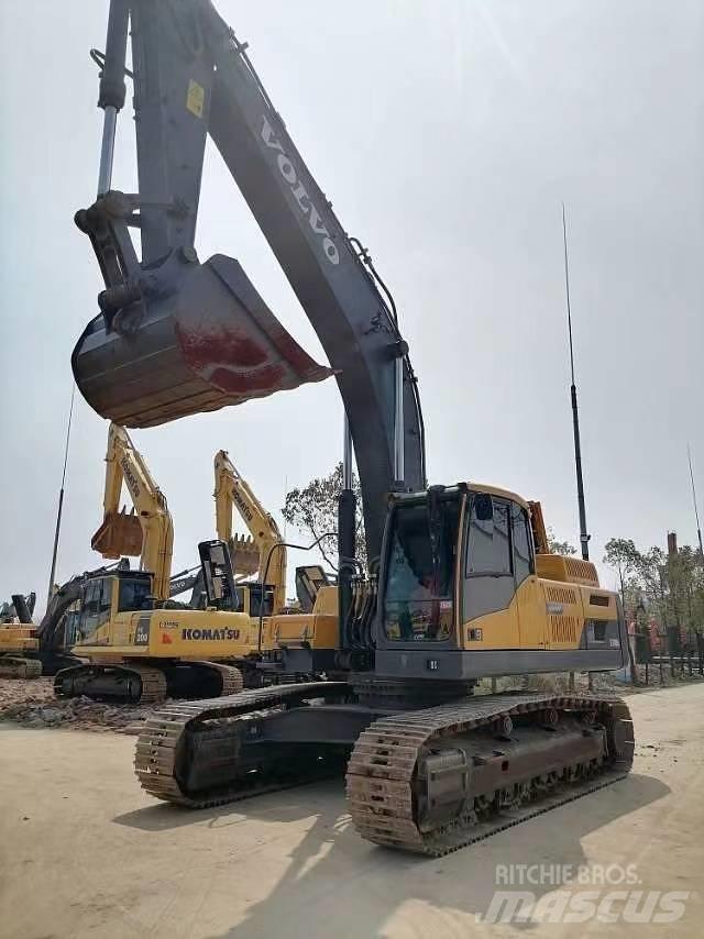 Volvo EC 380 D Гусеничні екскаватори