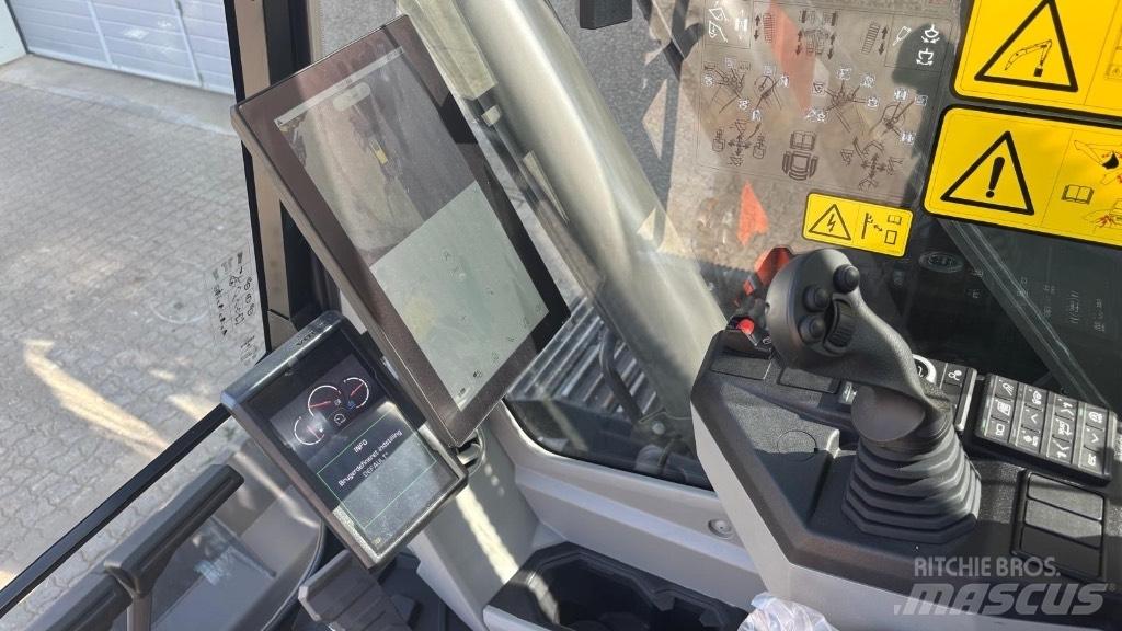 Volvo ECR 145 FL Гусеничні екскаватори