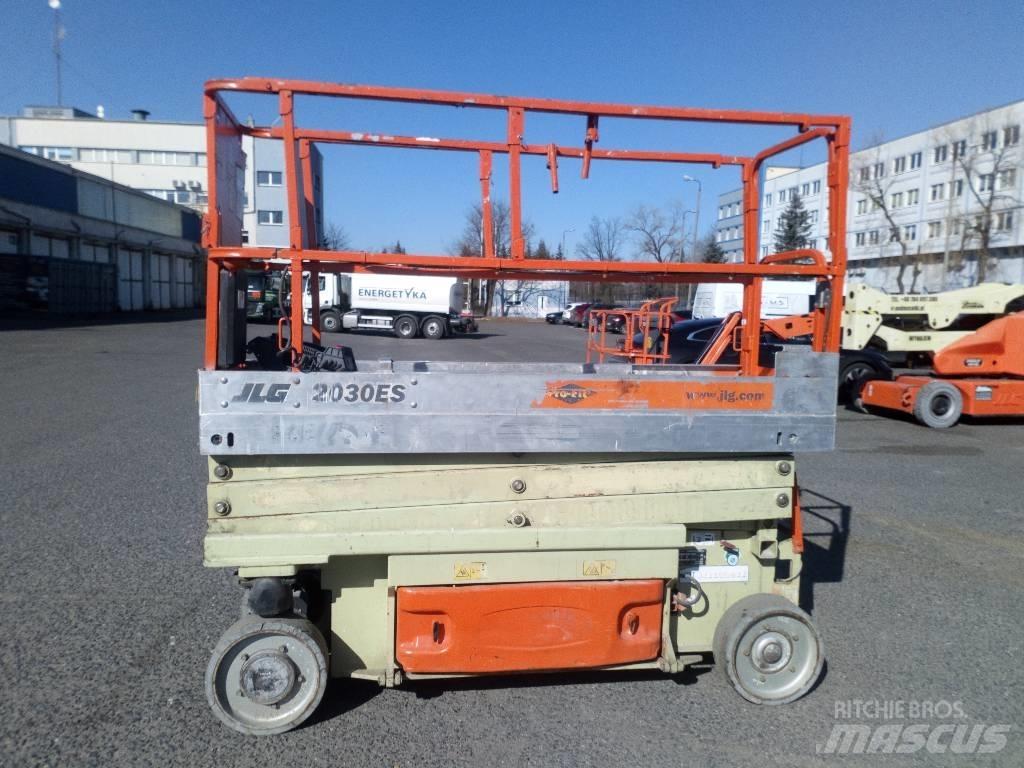 JLG 2030 ES Підйомники-ножиці
