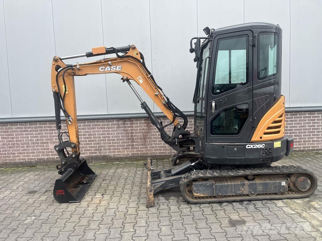 CASE xc26c Міні-екскаватори < 7т