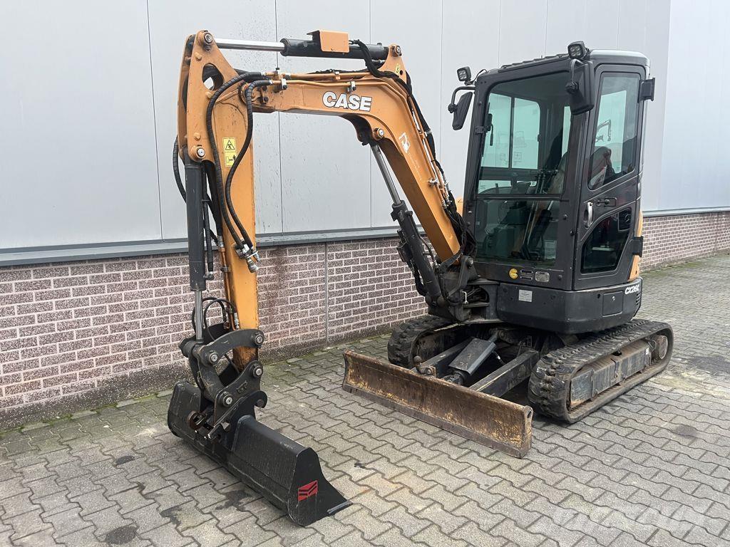 CASE xc26c Міні-екскаватори < 7т