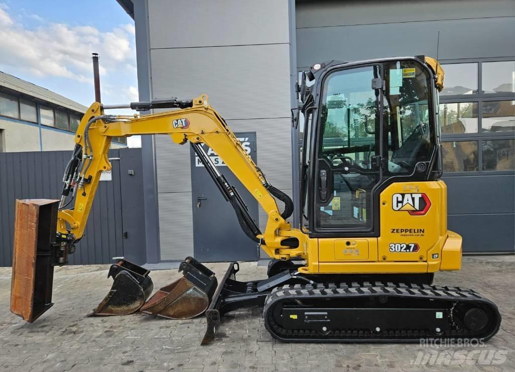 CAT 302.7 CR Міні-екскаватори < 7т