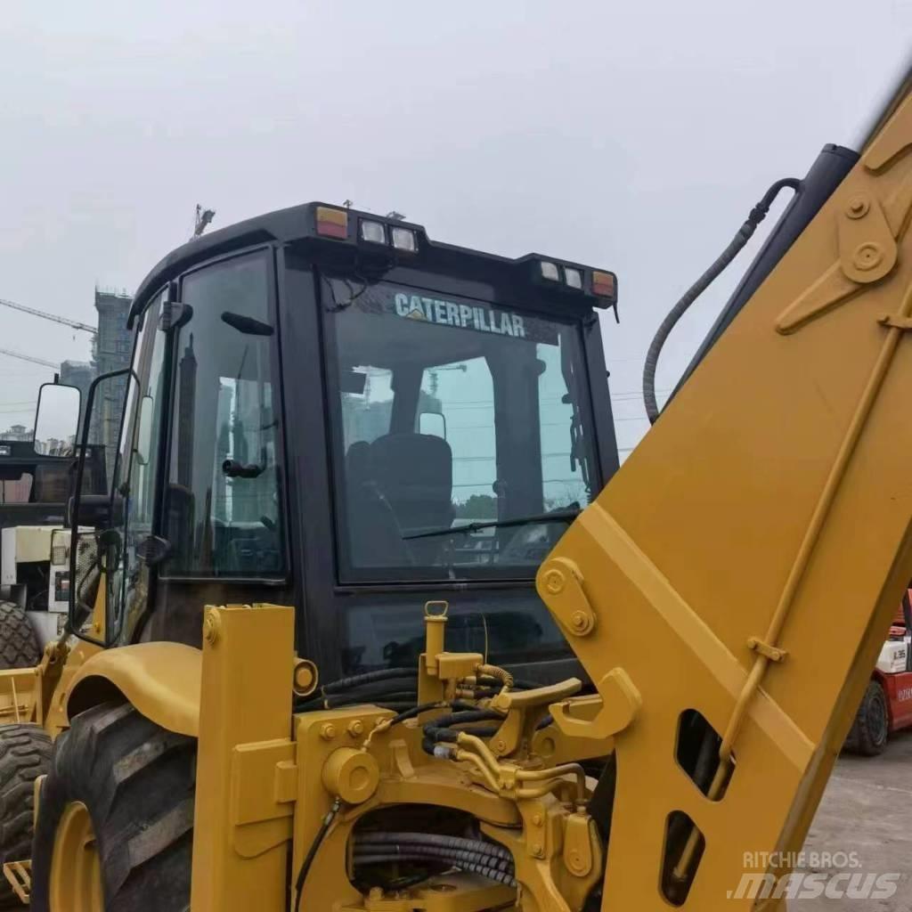 CAT 420 F Екскаватори-навантажувачі