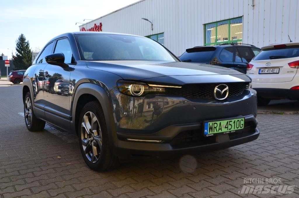 Mazda MX-30 Автомобілі