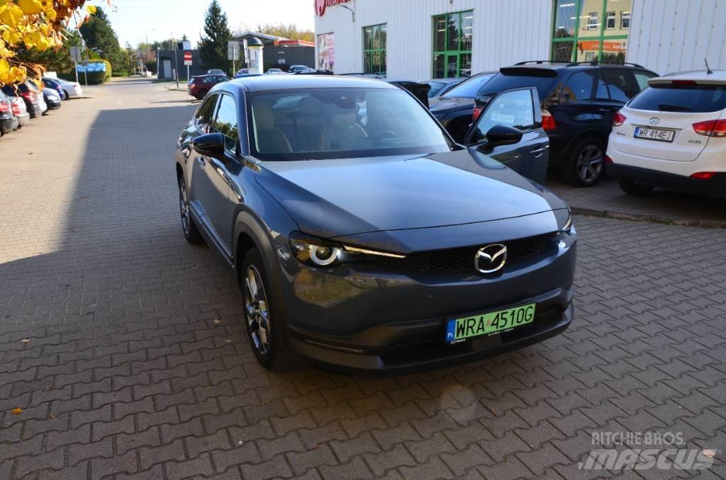 Mazda MX-30 Автомобілі