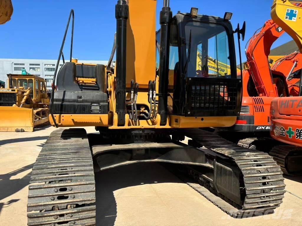 CAT 325 D Гусеничні екскаватори