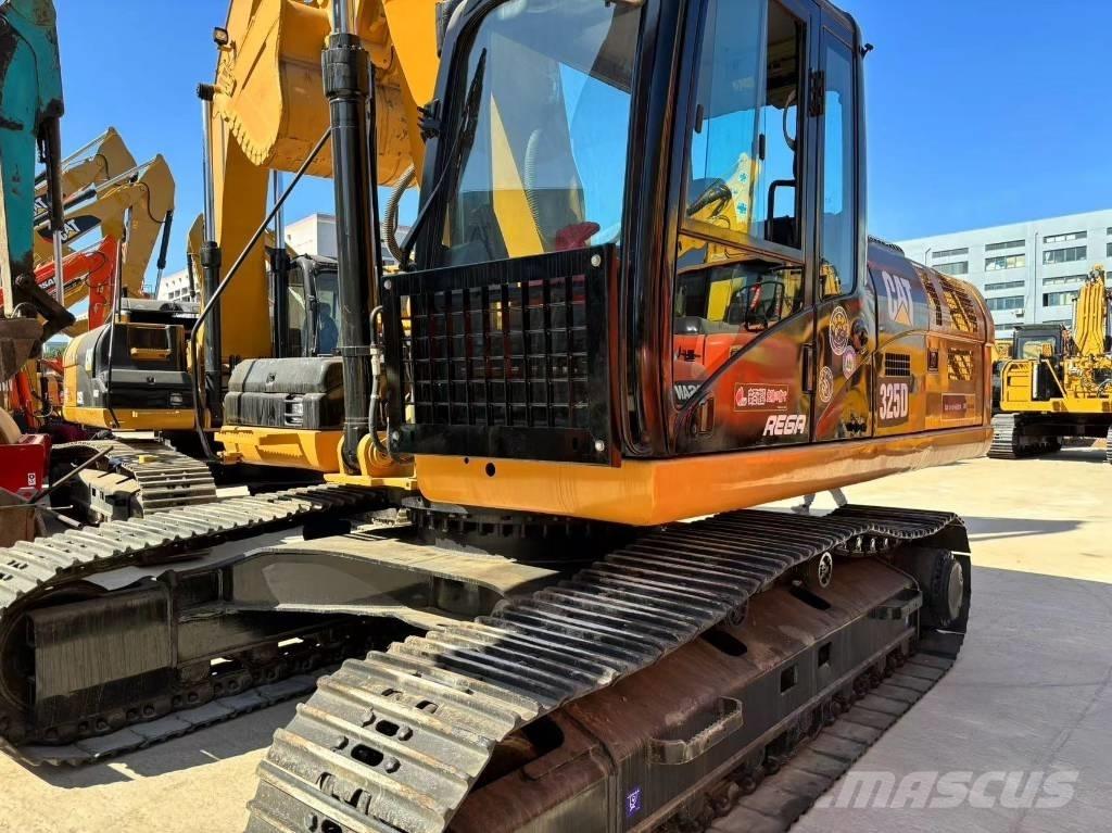 CAT 325 D Гусеничні екскаватори