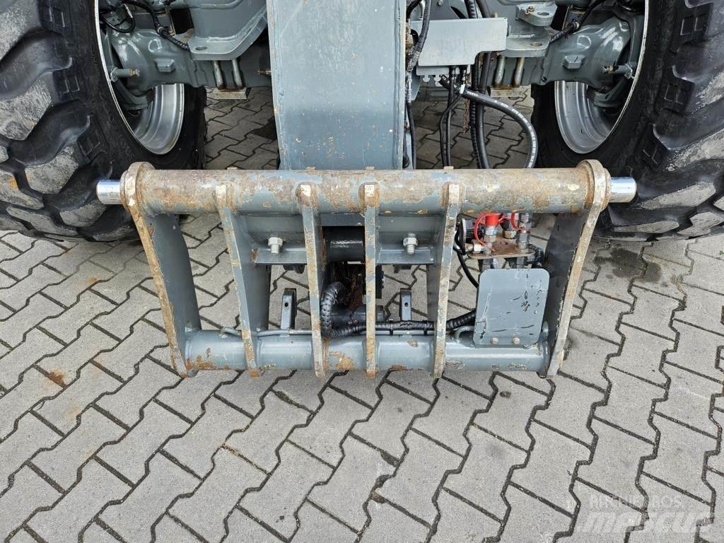 Kramer KT457 Телескопічні навантажувачі