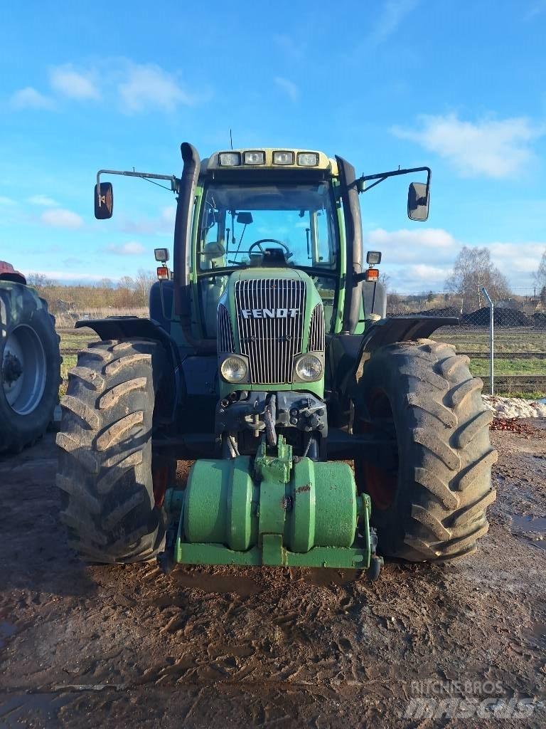 Fendt 716 Vario Трактори