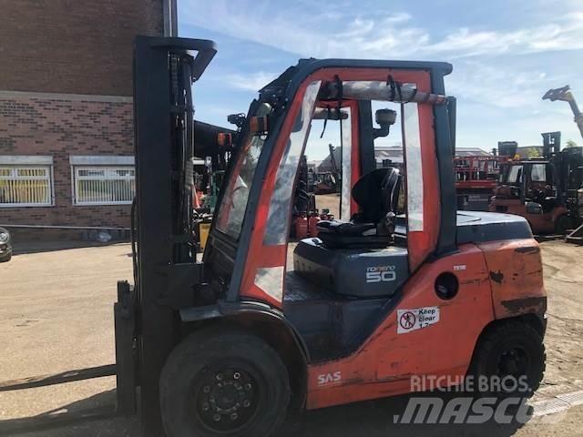 Toyota 40-8FD45N Дизельні навантажувачі