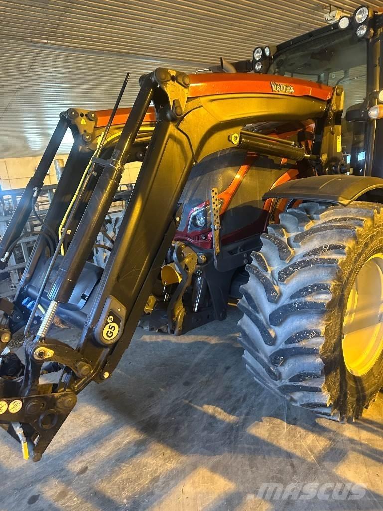 Valtra N174Direct Трактори