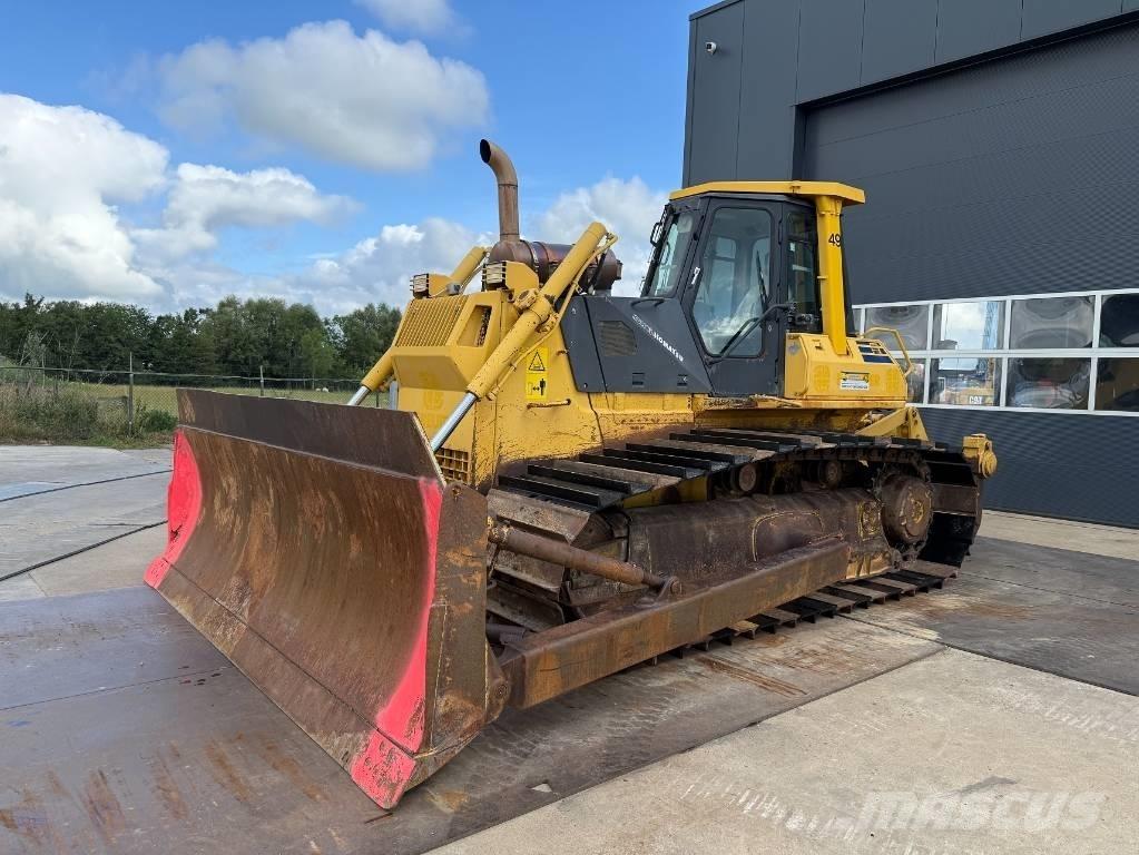 Komatsu D 65 PX-12 Гусеничні бульдозери