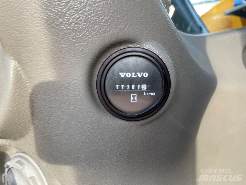 Volvo EC 480 E L Гусеничні екскаватори